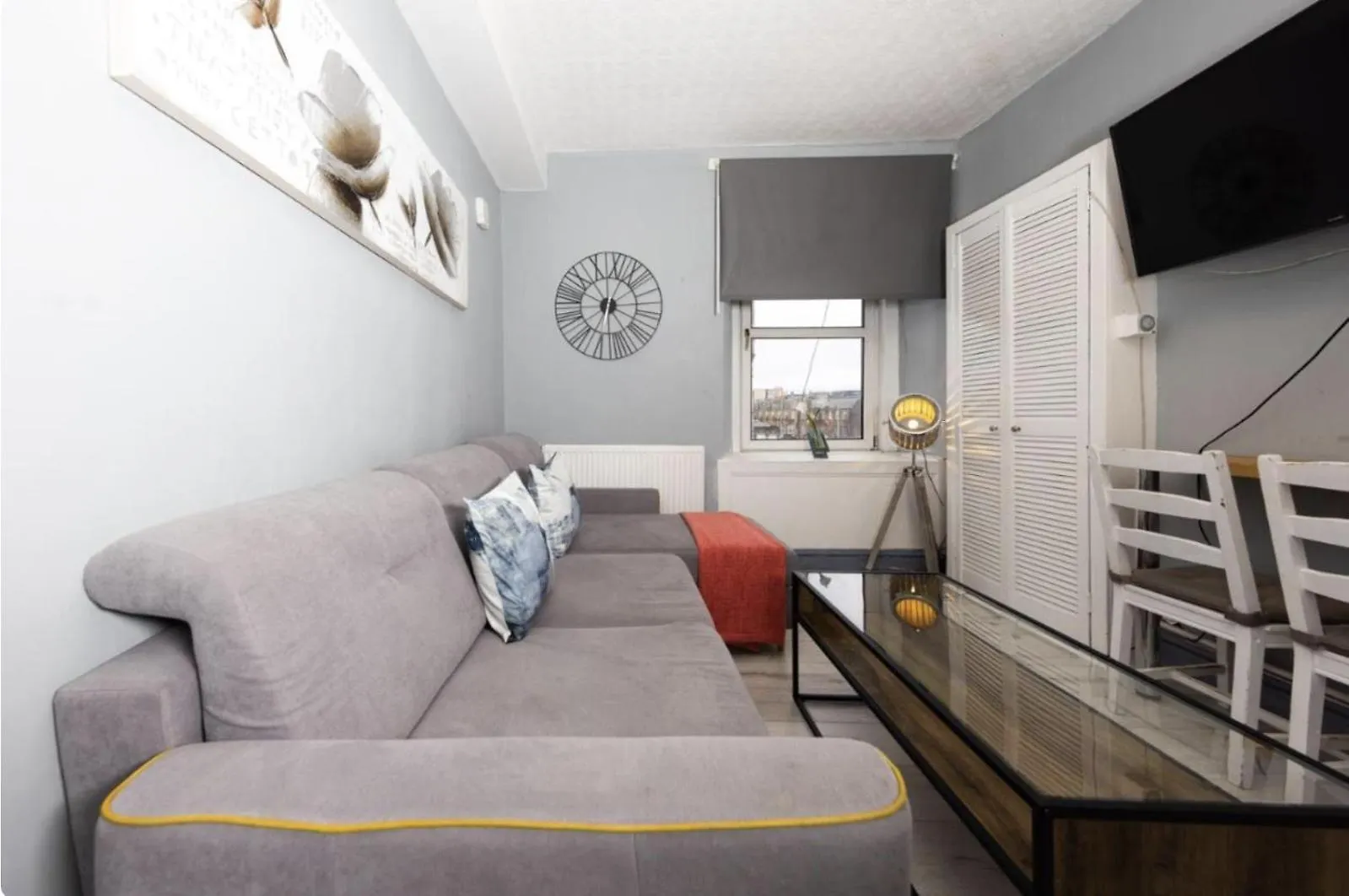 Cozy City Center Apt - Meadows 5! Apartment Edinburgh